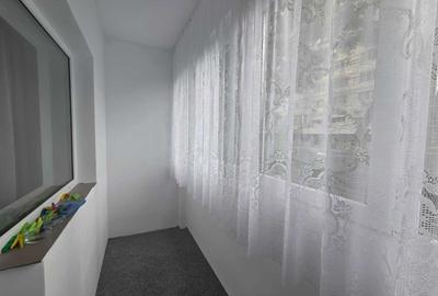 Apartament cu 3 camere decomandat în Mircea cel Bătrân