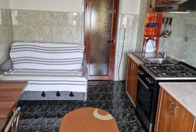 Apartament cu 2 camere decomandat în Buzaului