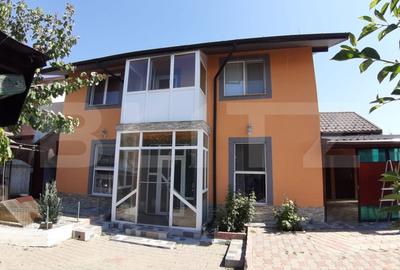 Casă individuală cu 4 camere cu Canalizare în Exterior Est