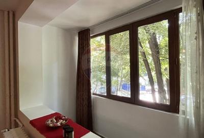 Apartament cu 2 camere decomandat în Alexandru Obregia - 4