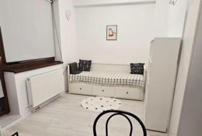 Garsonieră nedecomandată, mobilată în Titan