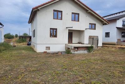 Casă cu Teren 627 Mp în Giarmata - 4