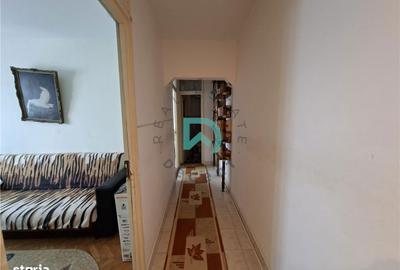 Apartament cu 3 camere decomandat în Florilor - 11