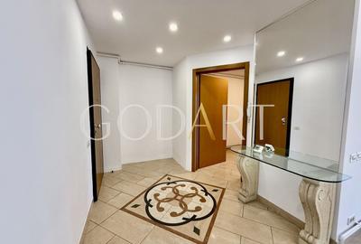 Apartament cu 5 camere semidecomandat în Primăverii - 3