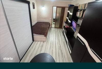 Garsonieră decomandată în Costi - 1