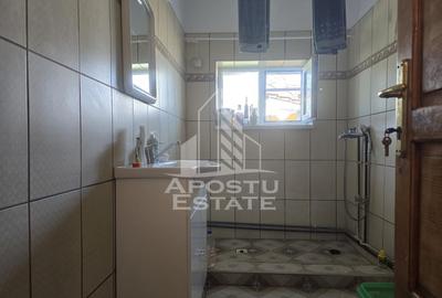 Casă individuală cu 4 camere cu Canalizare în Central - 6