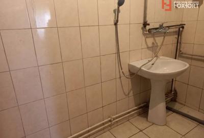 Casă individuală cu 6 camere cu Canalizare în Plopi - 4