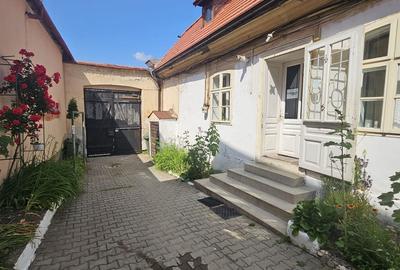 Spațiu comercial, de 80 mp, în Bartolomeu