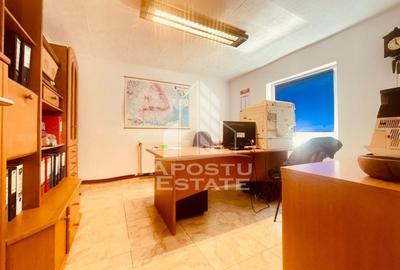 Birou, de 67.050003051758 mp, în Alfa - 6