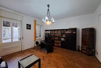Apartament cu 2 camere, mobilat în Central