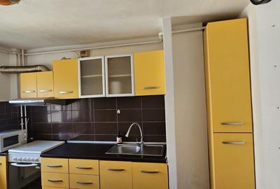 Apartament cu 3 camere decomandat, mobilat în Gorjului - 4