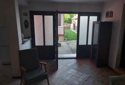 Casă cu 4 camere în Câmpuri - 1
