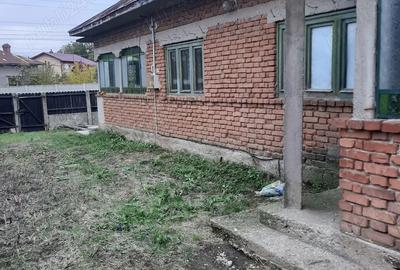 Casă cu 4 camere cu Teren 1000 Mp în Poienarii-Rali - 4