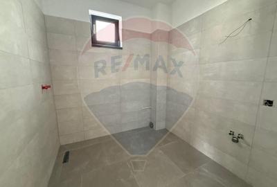 Casă cu 4 camere cu Teren 415 Mp în Lascăr Catargiu - 8