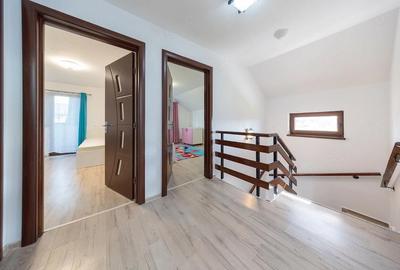 Casă cu 4 camere cu Teren 500 Mp în Central - 3