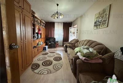 Apartament cu 3 camere decomandat în Aviației - 2