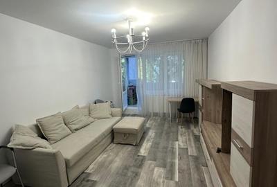 Apartament cu 3 camere decomandat în Militari