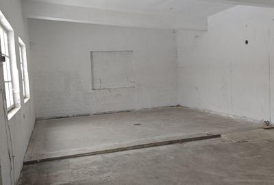 Casă cu 3 camere cu Teren 2500 Mp în Vama
