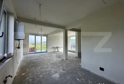 Casă cu 4 camere cu Teren 400 Mp în Chinteni