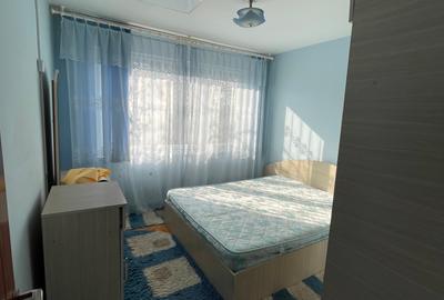 Apartament cu 3 camere semidecomandat în Central - 2