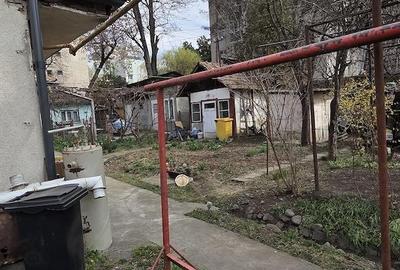 Casă cu Teren 2500 Mp în Central - 9
