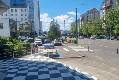 Spațiu comercial, de 330 mp, în Centrul Civic - 2