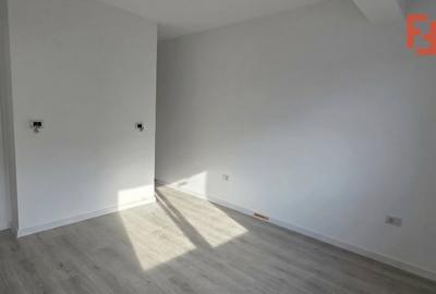 Duplex cu 4 camere cu Canalizare în Moșnița Nouă - 11