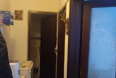 Apartament cu 2 camere decomandat în Tractorul - 1