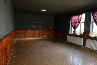 Casă cu 4 camere în Stejaru - 3