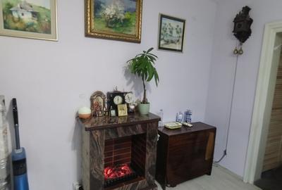 Apartament cu 3 camere semidecomandat în Tomis I - 14