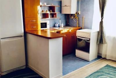 Casă cu 2 camere cu Teren 100 Mp în Schei