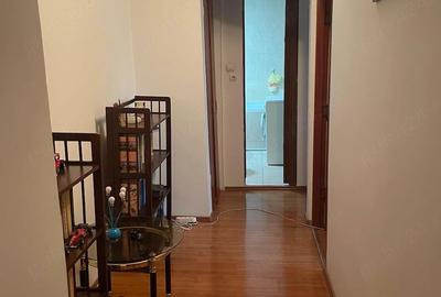 Apartament cu 3 camere decomandat în Central - 1