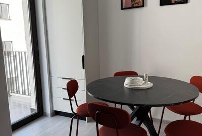 Apartament cu 3 camere decomandat în Ostroveni - 1