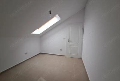 Apartament cu 3 camere decomandat în Chișoda - 10