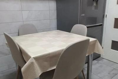 Apartament cu 4 camere semidecomandat în Central - 1