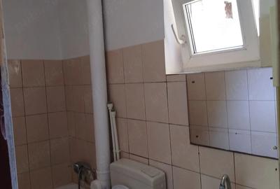 Apartament cu 2 camere semidecomandat în Tomis Nord