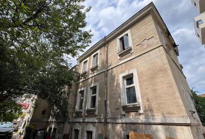 Casă individuală cu 12 camere cu Canalizare în Dacia - 3