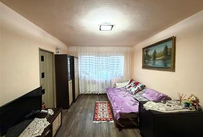 Apartament cu 2 camere semidecomandat în Valenta
