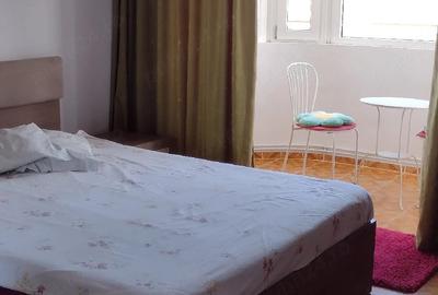Apartament cu 3 camere decomandat în Tomis III - 2