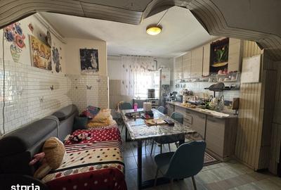 Apartament cu 2 camere decomandat în Craiovița Nouă - 2