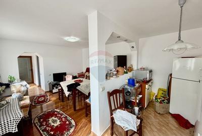 Casă cu 4 camere cu Teren 1300 Mp în Jariștea - 4