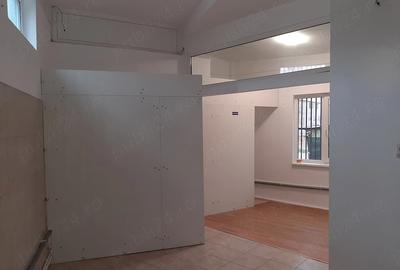 Spațiu comercial, de 57 mp, în Central