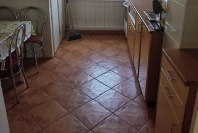 Apartament cu 4 camere decomandat în Dacia - 1