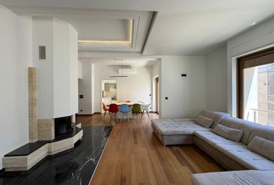 Apartament cu 5 camere semidecomandat în Primăverii - 2