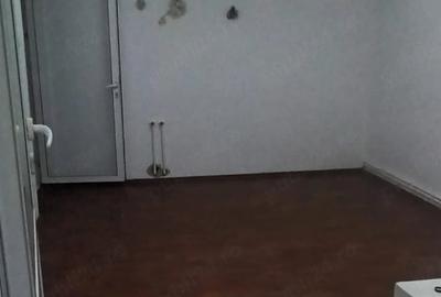 Apartament cu 3 camere decomandat în City Park Mall