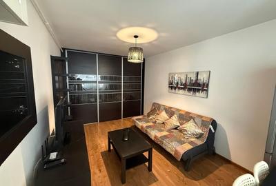Apartament cu 2 camere decomandat în Berceni