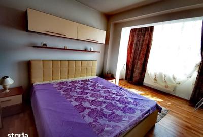 Apartament cu 2 camere nedecomandat în Podu Roș