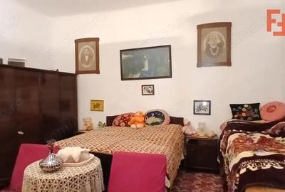 Casă cu 3 camere cu Teren 1407 Mp în Satchinez