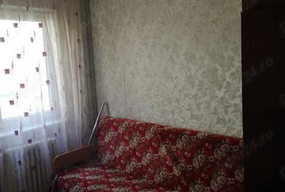Apartament cu 3 camere decomandat în Vest - 2