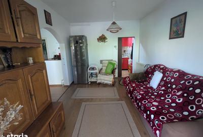Casă cu 3 camere cu Teren 250 Mp în Central